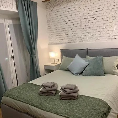 Elegant Suite In Milan Center Exterior photo