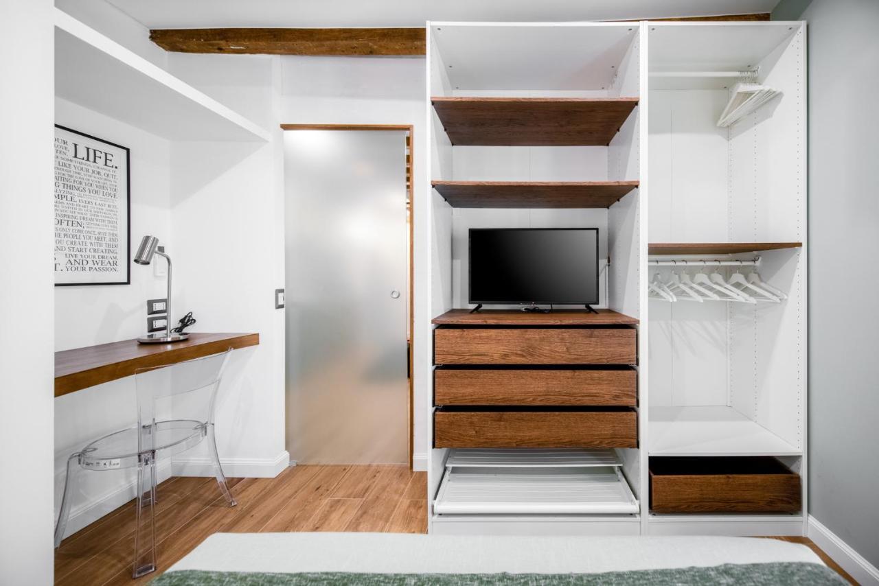 Elegant In Center Appartement Milan