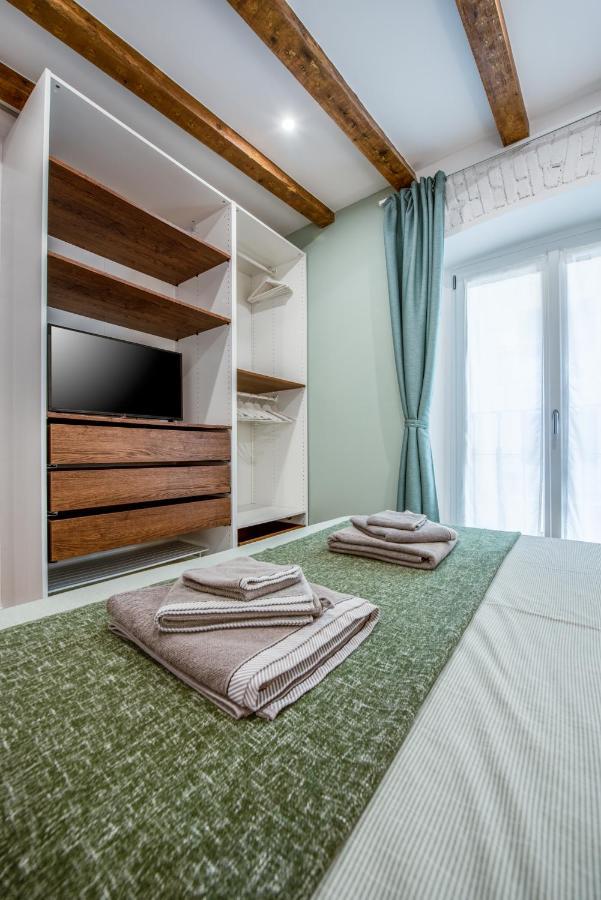 Elegant In Center Appartement